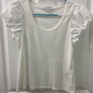 On 34th Woman’s white balloon sleeve scoopneck top t-shirt Small